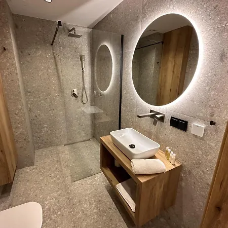 Uzdrowiskowa Z Tarasem Oraz Widokiem Appartement