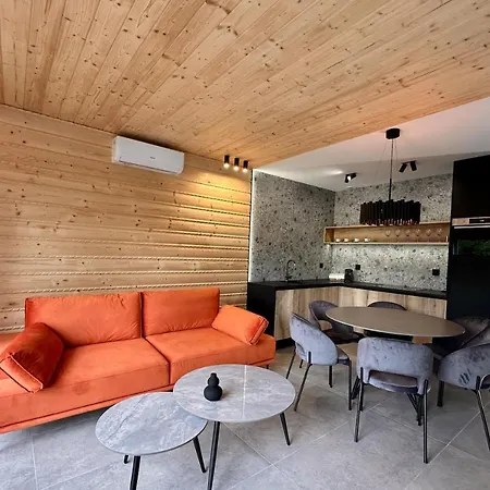 Uzdrowiskowa Z Tarasem Oraz Widokiem Apartment Szczyrk