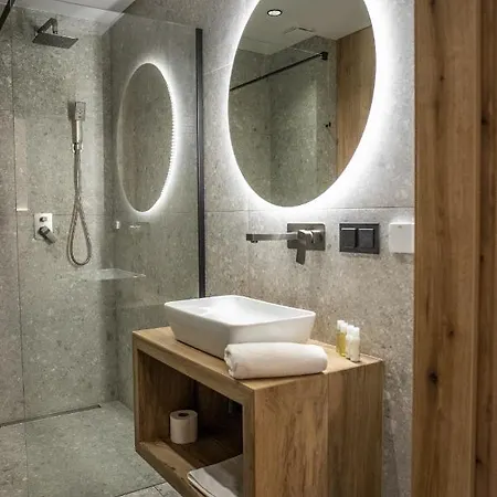 Uzdrowiskowa Z Tarasem Oraz Widokiem Appartement *