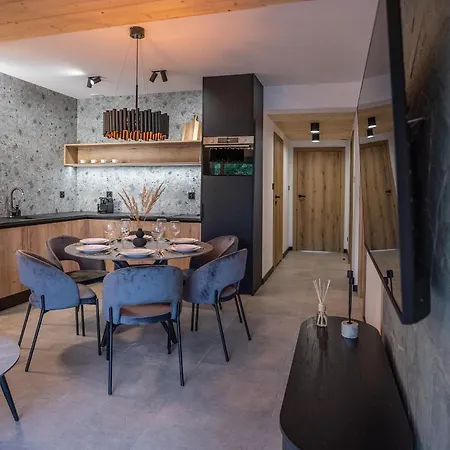 Uzdrowiskowa Z Tarasem Oraz Widokiem Appartement